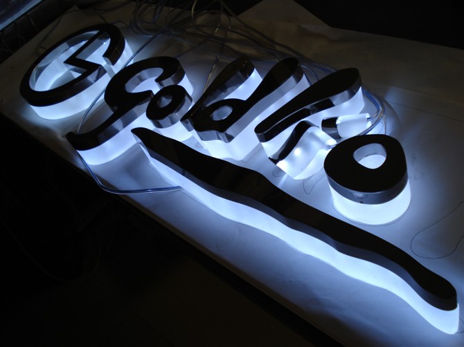 亞克力背襯發光字